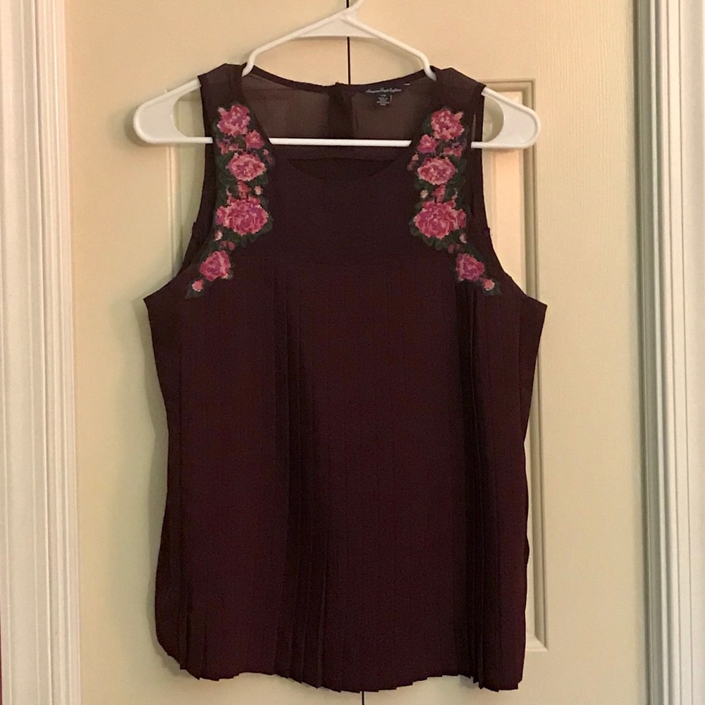 AEO Maroon Embroidered Sleeveless Top Size M